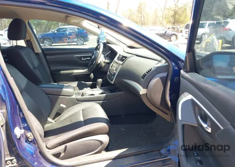 2016 Nissan Altima 2.5 Sr из США, поврежденный, VIN 1N4AL3AP4GN374798